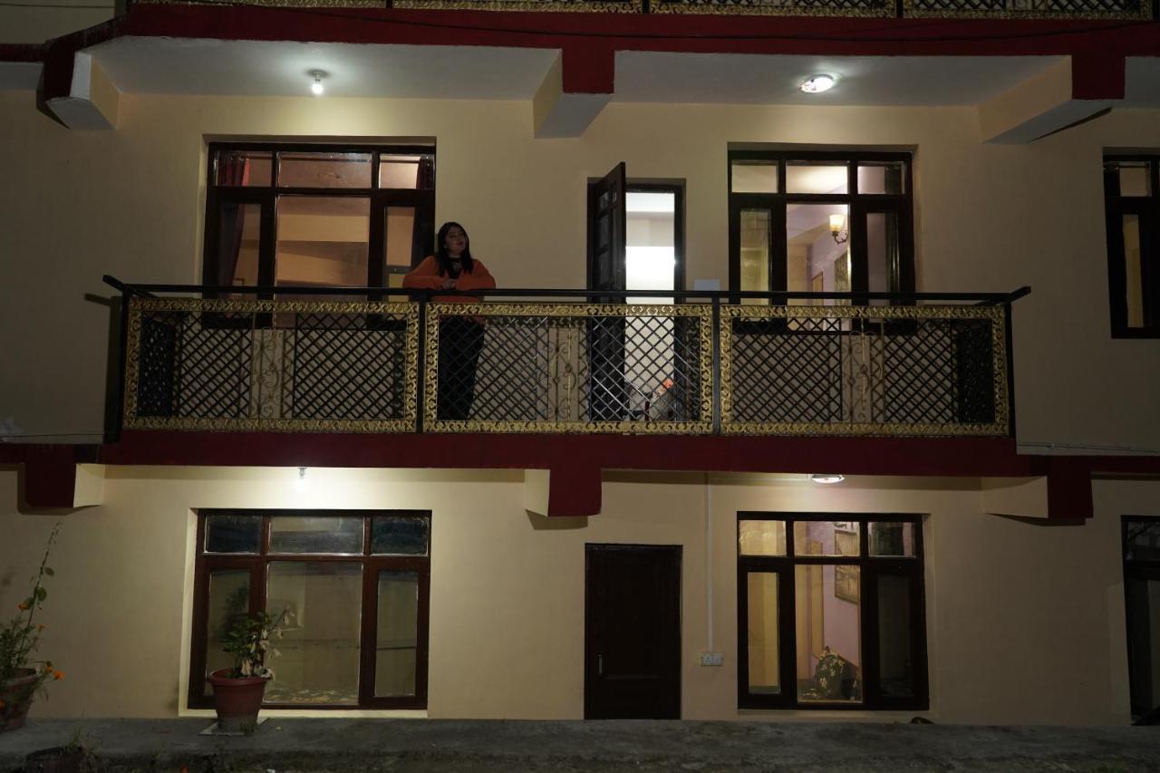 Shimla Pines Homestay Exteriér fotografie